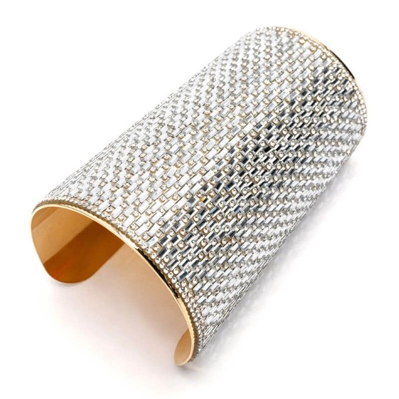 TONIGHT IS THE NIGHT RHINESTONE CUFF IN GOLD - Picture 4 of 4